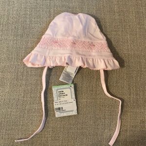 Kissy Kissy bishop bonnet hand smocked embroidered pink size small NWT